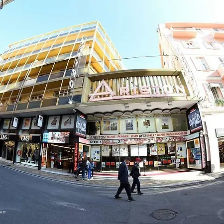 Anna Apartman